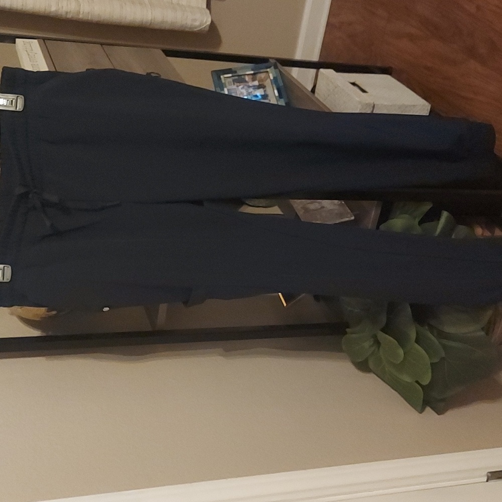 Jaanu scrubs